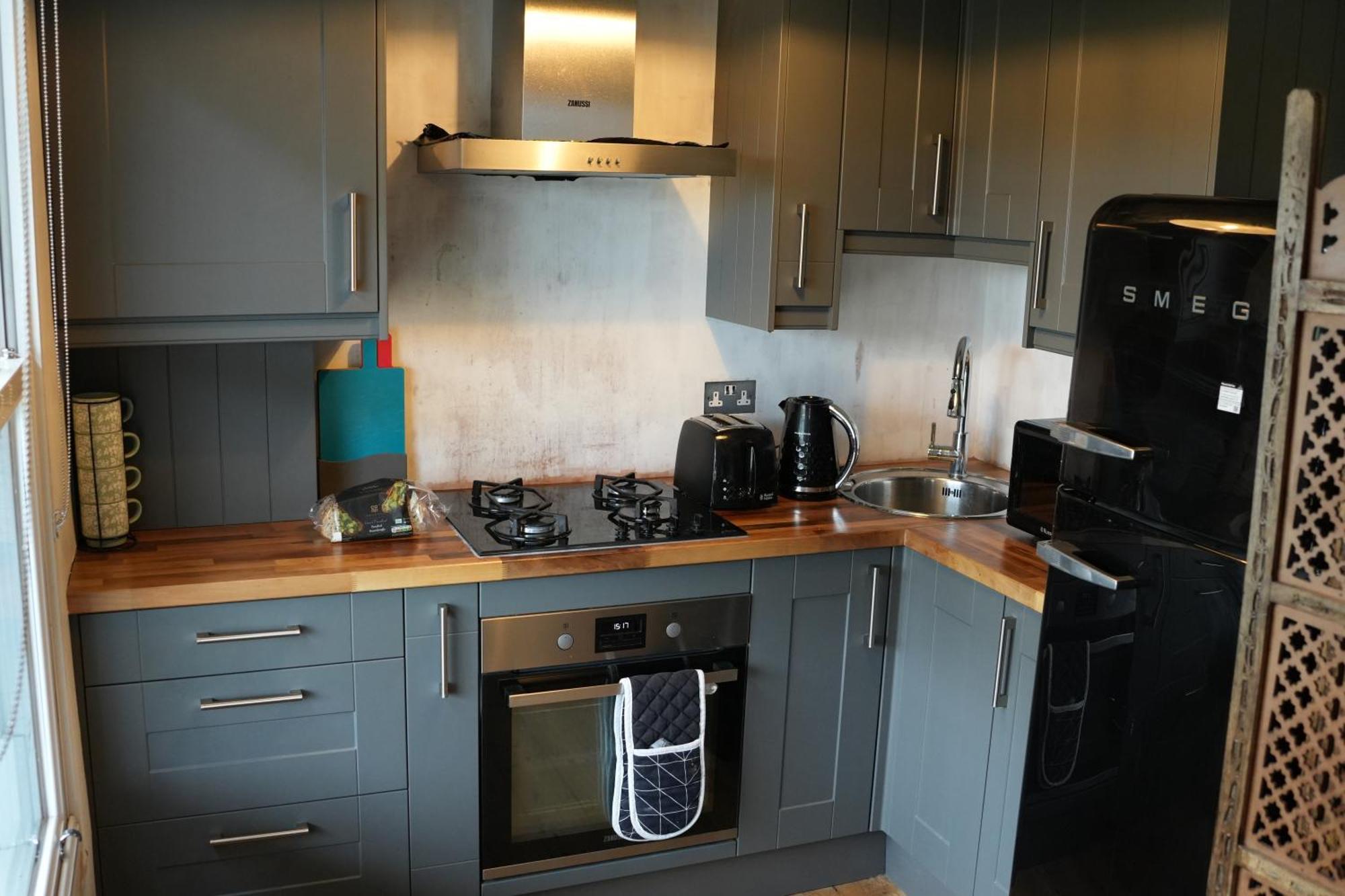 Stylish-Brockley-Entire Place Apartment ลอนดอน ภายนอก รูปภาพ